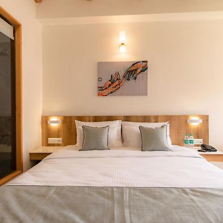 Yaato Retreat Hotel Manāli Kültér fotó