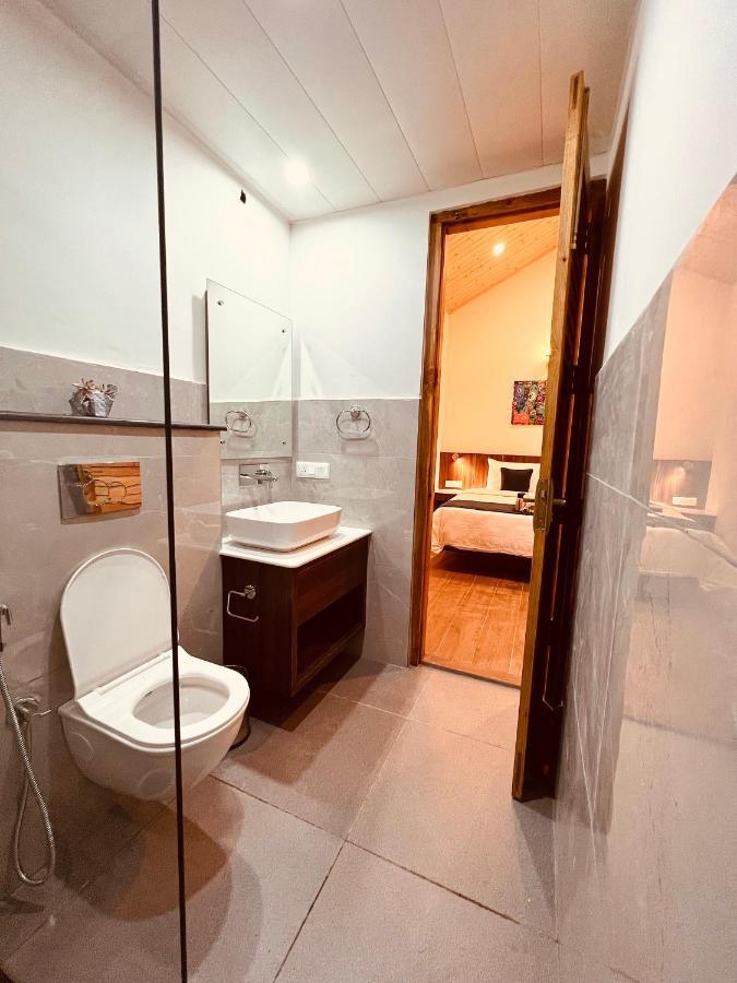 Yaato Retreat Hotel Manāli Kültér fotó